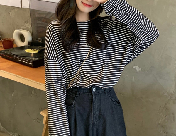 Bluza dama lata in dungi cu decolteu oval - doua culori