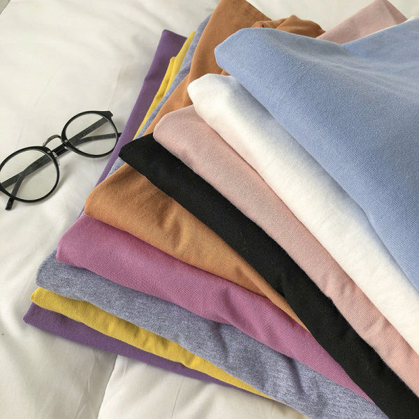 Bluza de dama free model cu maneci lungi