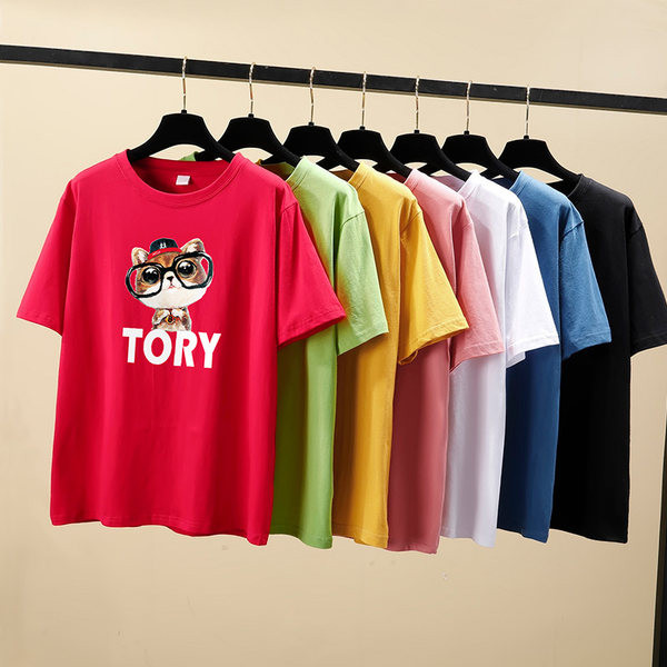 Tricou dama cu decolteu oval si aplicatie