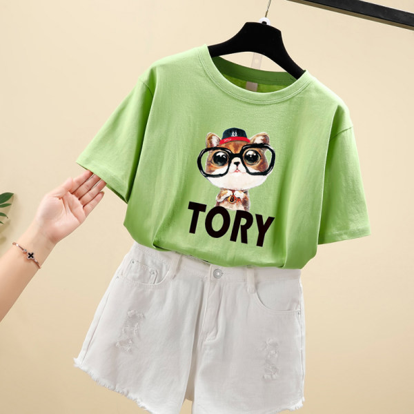 Tricou dama cu decolteu oval si aplicatie