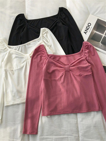 Bluză scurtă de damă cu decolteu adunat și mâneci lungi