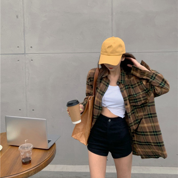 Blugi scurti de vară cu talie înaltă