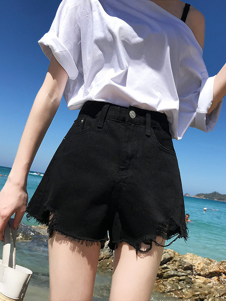 Pantaloni scurți de damă din denim în două culori