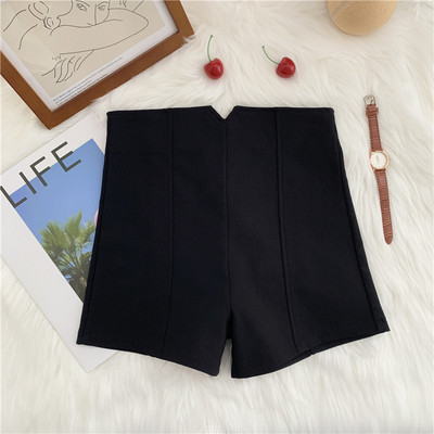 Pantaloni scurți de damă cu talie înaltă - în mai multe culori