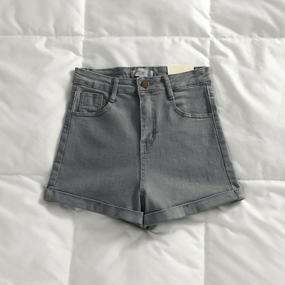 Model nou de pantaloni scurti de dama cu buzunare