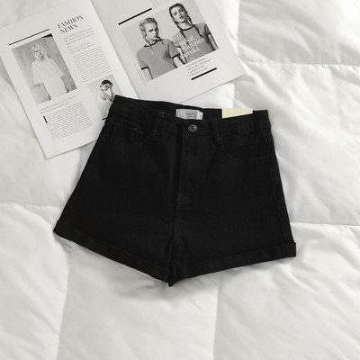 Model nou de pantaloni scurti de dama cu buzunare