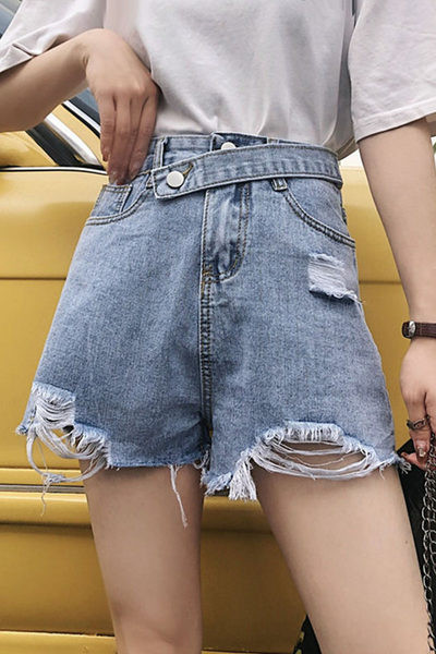 Model nou de pantaloni scurți din denim cu motive rupte în albastru