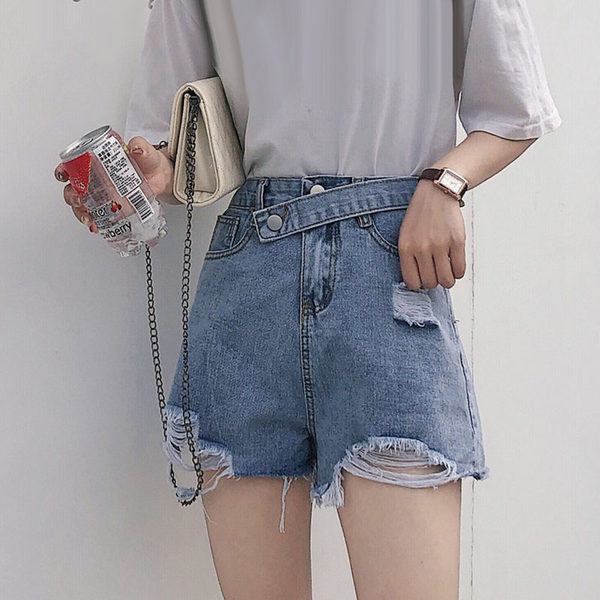 Model nou de pantaloni scurți din denim cu motive rupte în albastru