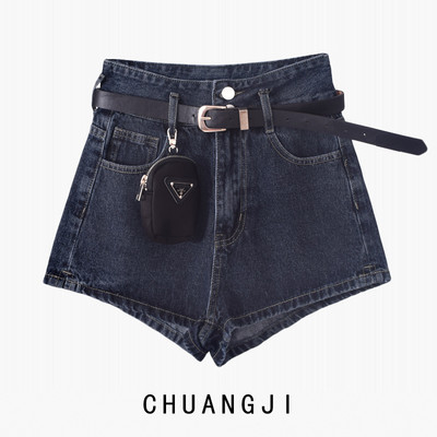 Model nou de pantaloni scurti de dama cu talie inalta si curea