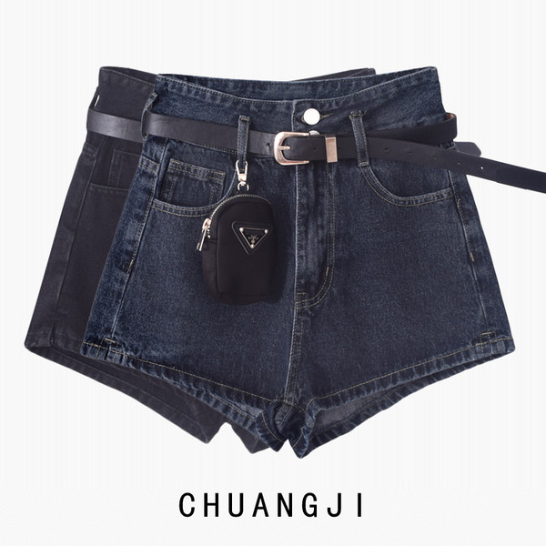 Model nou de pantaloni scurti de dama cu talie inalta si curea