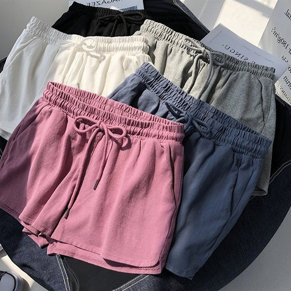 Model larg de pantaloni scurți din bumbac cu talie elastica