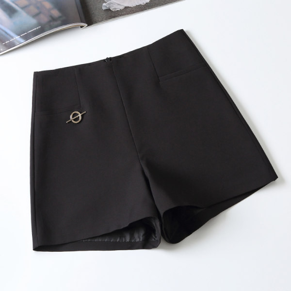 Pantaloni scurți moderni de damă cu element metalic