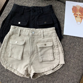 Pantaloni scurti de dama cu buzunare si talie inalta in doua culori