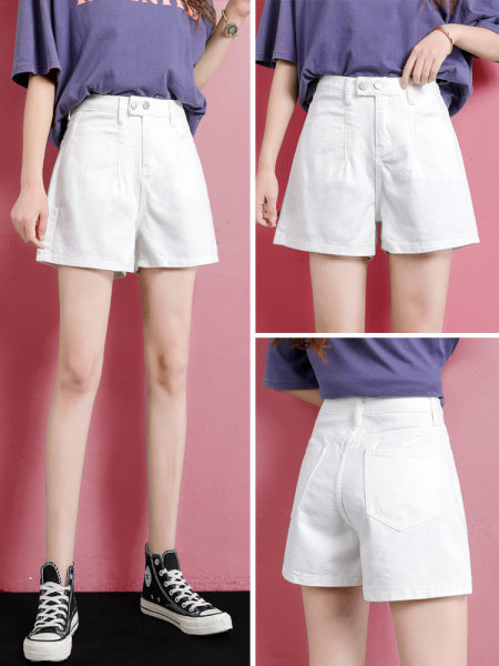 Pantaloni scurți casual de damă cu talie înaltă în alb