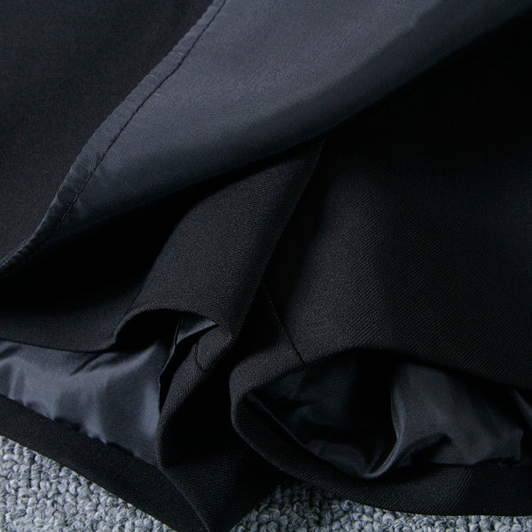 Fusta de dama neagra tip pantaloni scurti