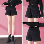 Pantaloni scurți moderni cu buzunare - trei modele