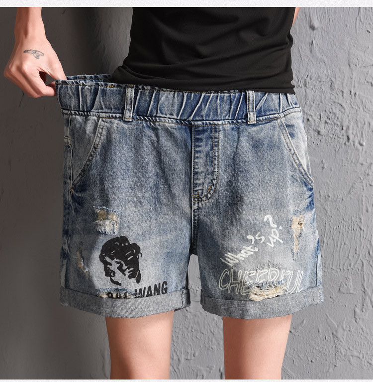 Model nou de blugi scurti de dama cu motiv rupt si talie elastica