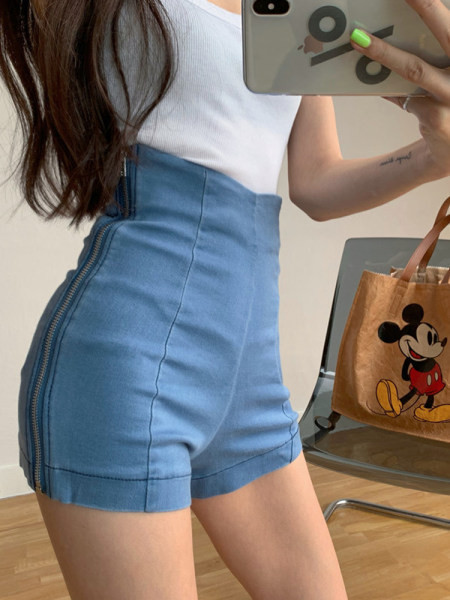 Blugi scurti elastici de dama cu talie inalta si fermoar in lateral