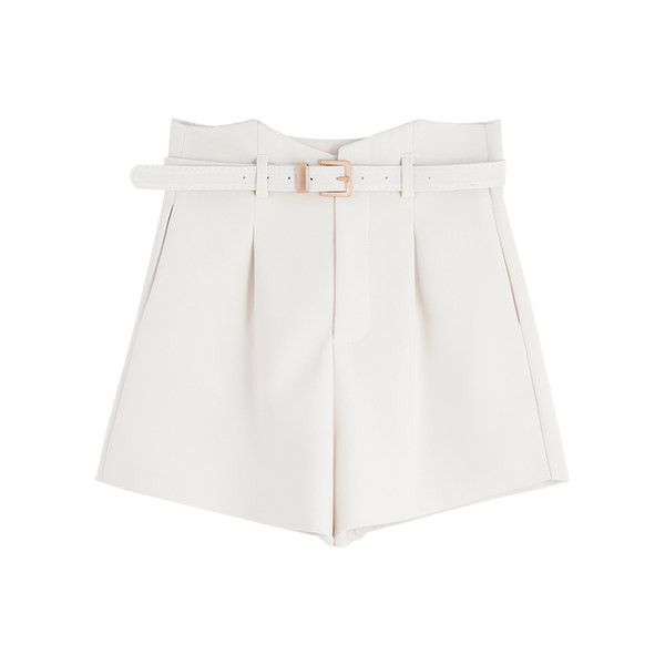 Pantaloni scurti moderni de dama cu centura si talie inalta