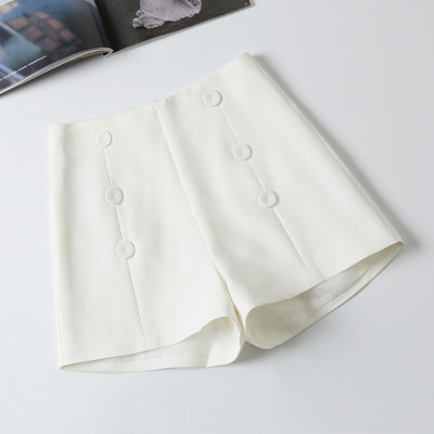 Pantaloni scurti moderni de dama cu talie inalta si nasturi