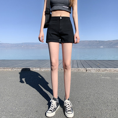 Model nou de pantaloni scurți de damă în negru - două modele