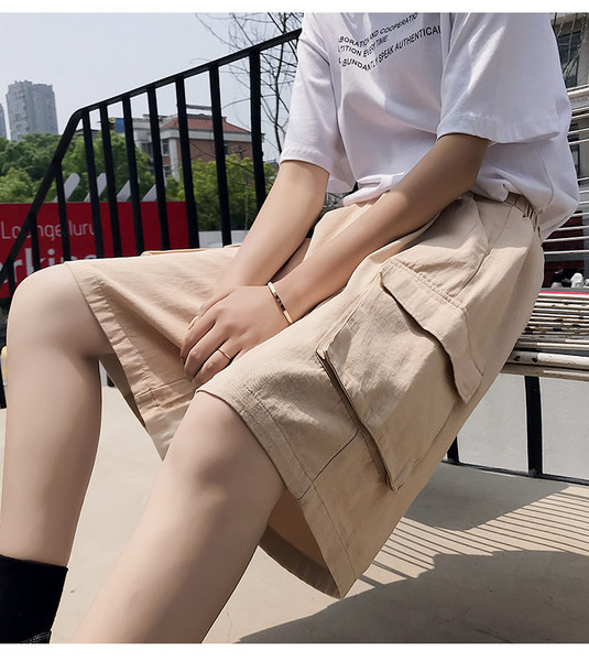 Pantaloni casual până la genunchi și buzunare