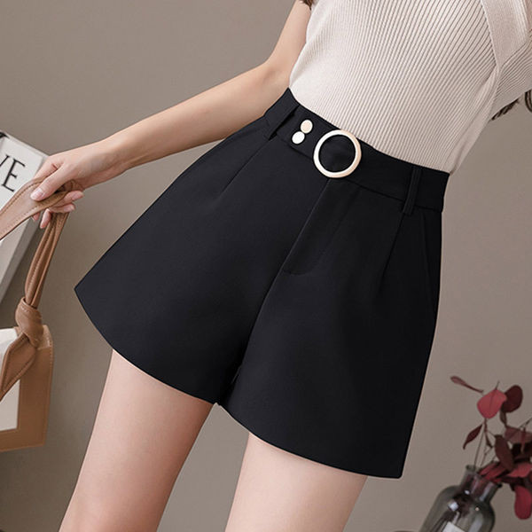 Pantaloni scurti moderni de dama cu talie inalta si buzunare