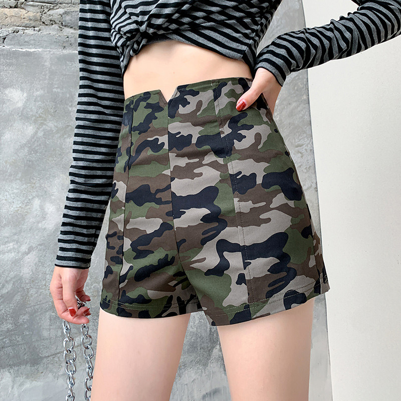 Pantaloni scurti de dama model cu talie inalta