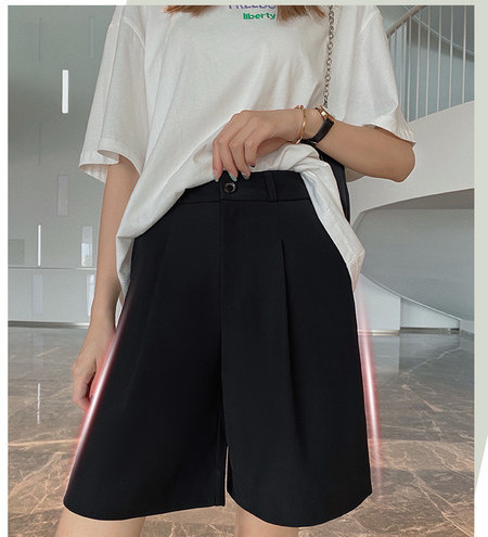 Pantaloni scurți casual de damă cu buzunare și talie înaltă