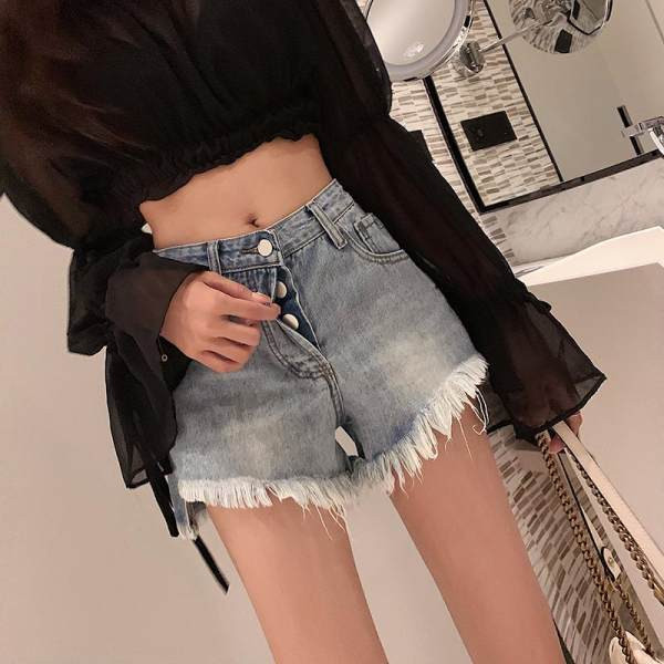 Pantaloni scurți din denim cu talie înaltă cu motive rupte