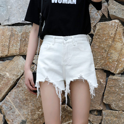 Blugi scurti de dama taiati model cu franjuri