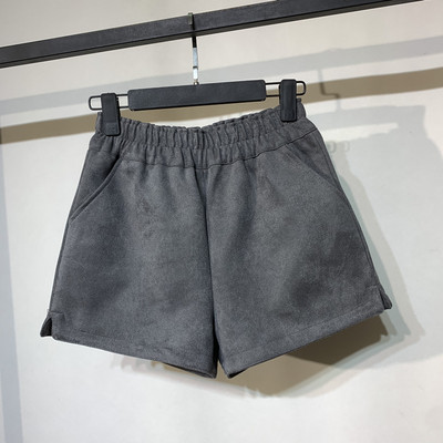 Pantaloni scurti moderni de dama cu elastic si buzunare