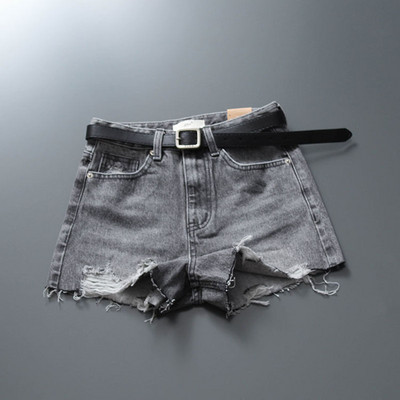 Model nou de pantaloni scurți din denim cu elemente rupte - mai multe culori