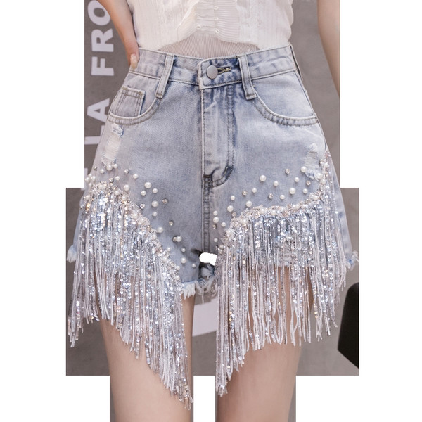 Model nou de blugi scurti cu franjuri si decor cu pietre