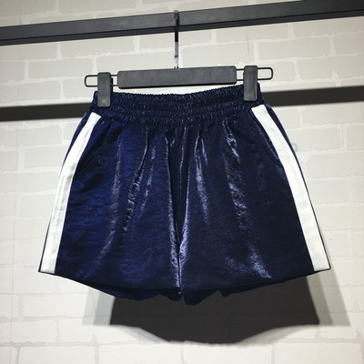 Pantaloni scurti de dama cu margini si elastic