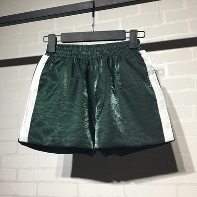 Pantaloni scurti de dama cu margini si elastic