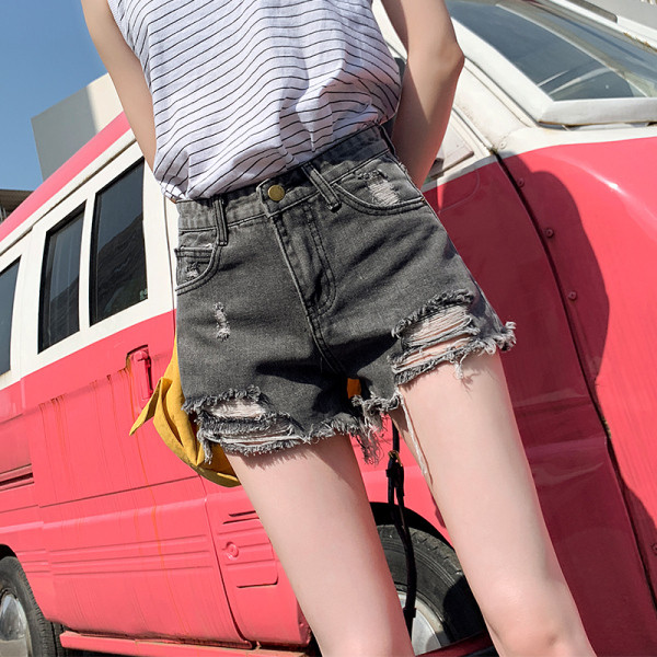 Model nou de pantaloni scurți din denim cu motive rupte în gri și albastru