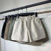 Ženske kožne kratke hlače s gumicom