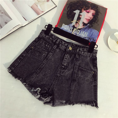 Ležerne kratke hlače s visokim strukom u dvije boje