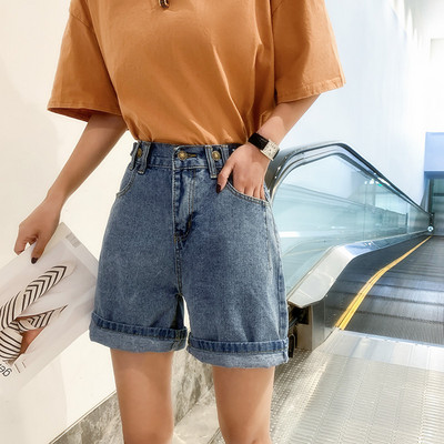 Γυναικείο σορτς - φαρδύ μοντέλο