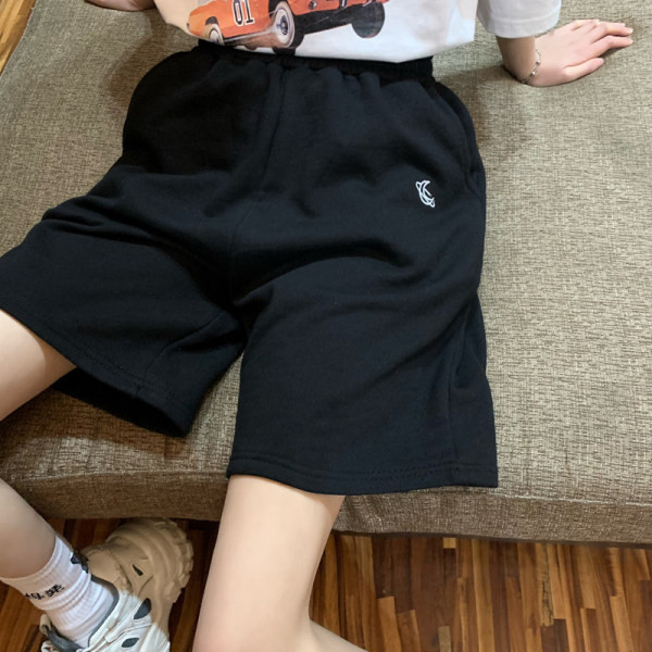 Pantaloni scurți casual cu talie elastică și lungime deasupra genunchiului