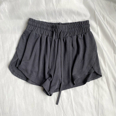 Κοντά σορτς με ελαστικά και κορδόνια