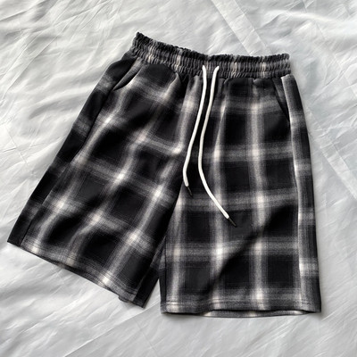 Ležerne karirane kratke hlače - unisex model