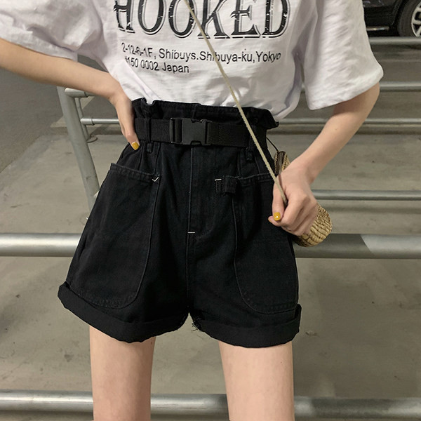 Ikdienas sieviešu šorti - ar augstu vidukli un kabatām