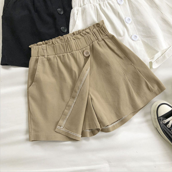 Pantaloni scurți cu nasturi și talie elastică