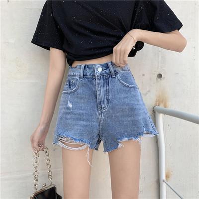 Novi model traperica sa poderanim motivima u plavoj i crnoj boji