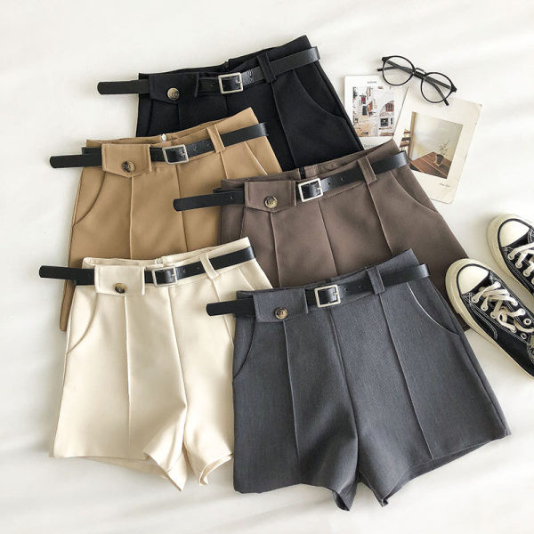 Γυναικείο παντελόνι με ζώνη και τσέπες