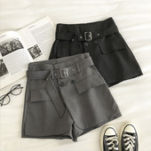 Ležerne kratke hlače s remenom i A krojem