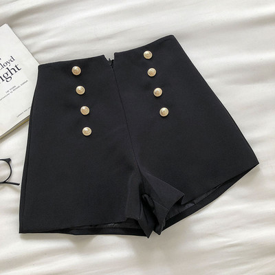 Σορτς με κουμπιά και γραμμή Α