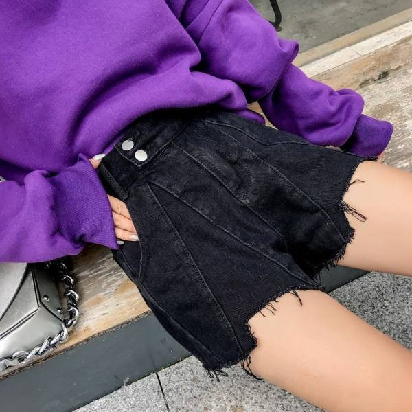 Ženske traper kratke hlače s gumbima i džepovima